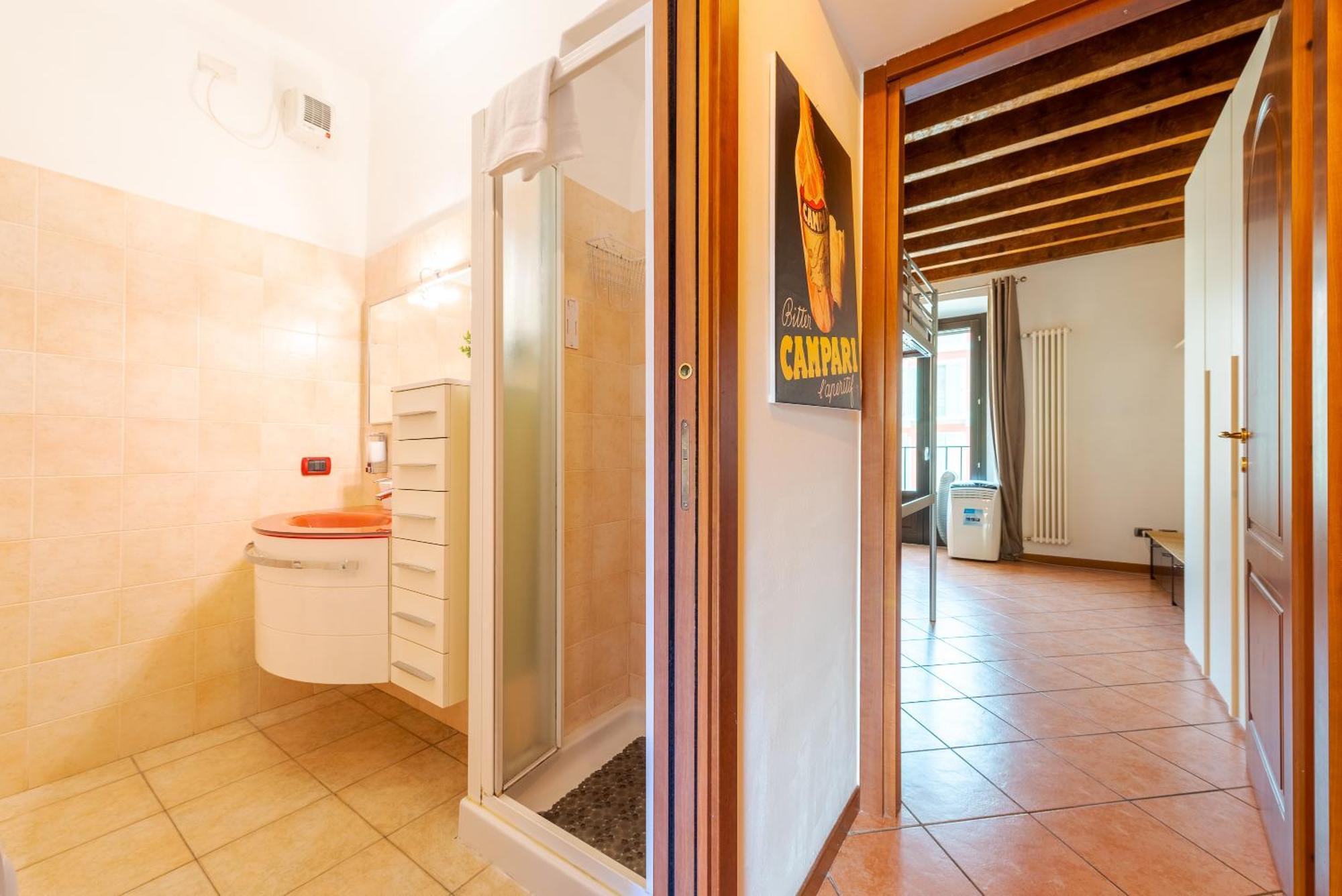 Guest Planet - Rosso Milano Apartment - Navigli Area Екстериор снимка